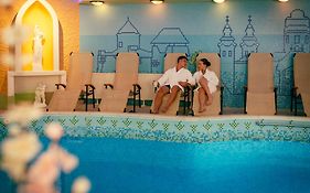 Hotel Korona Wellness, Rendezveny Es Borszalloda